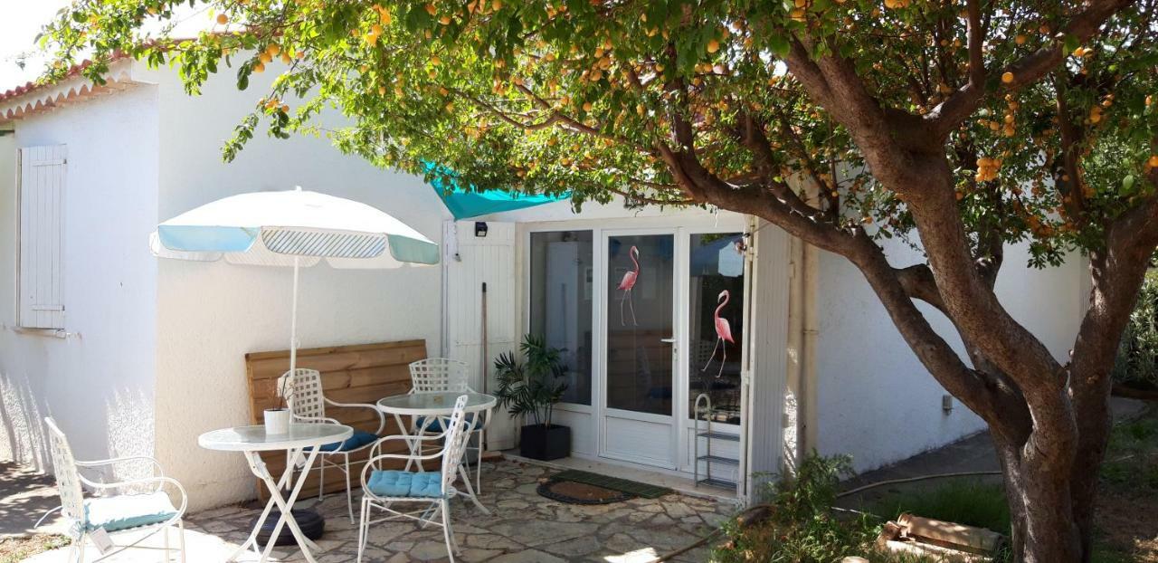 Le Flamant Rose Bed and Breakfast Salin-de-Giraud Εξωτερικό φωτογραφία