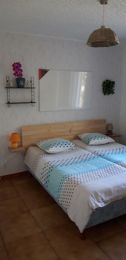Le Flamant Rose Bed and Breakfast Salin-de-Giraud Εξωτερικό φωτογραφία